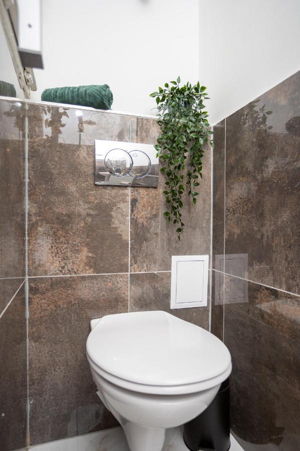 Green Goblin Apartment With Free Private Parking بودابست المظهر الخارجي الصورة