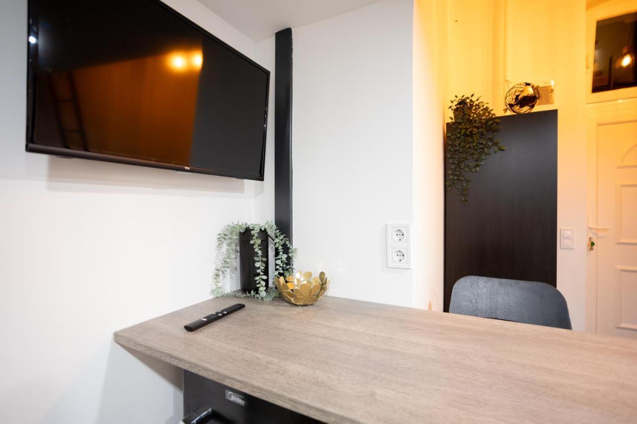 Green Goblin Apartment With Free Private Parking بودابست المظهر الخارجي الصورة